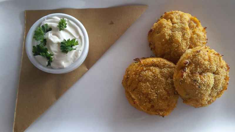 Crocchette di miglio e verdure con maionese