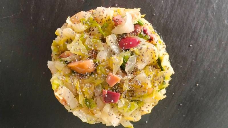pan-di-zucchero-con-olive-e-capperi